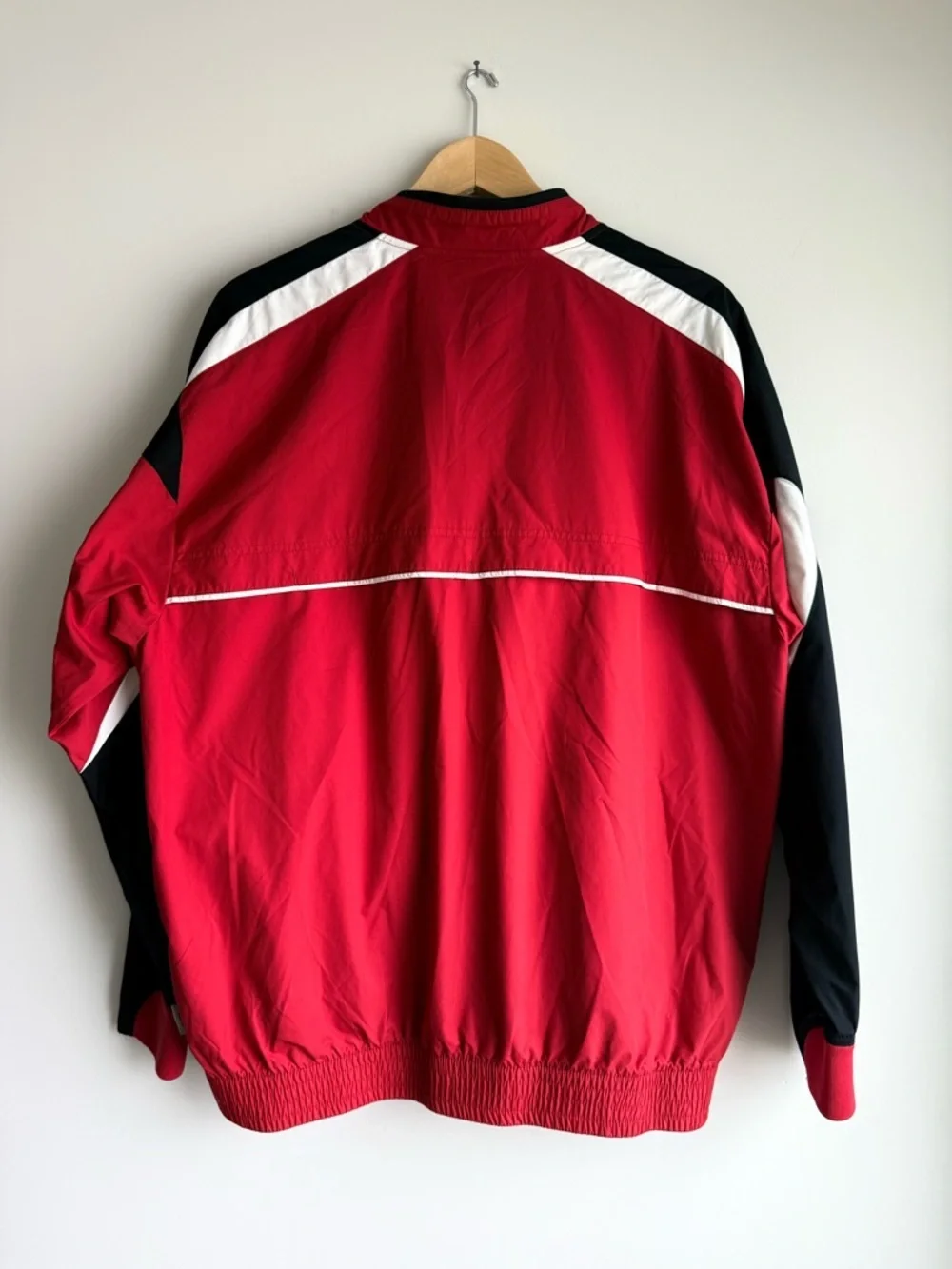 Nike Team Georgia Bulldogs Windbreaker Jacket Red Black Size L UGA Fit Storm